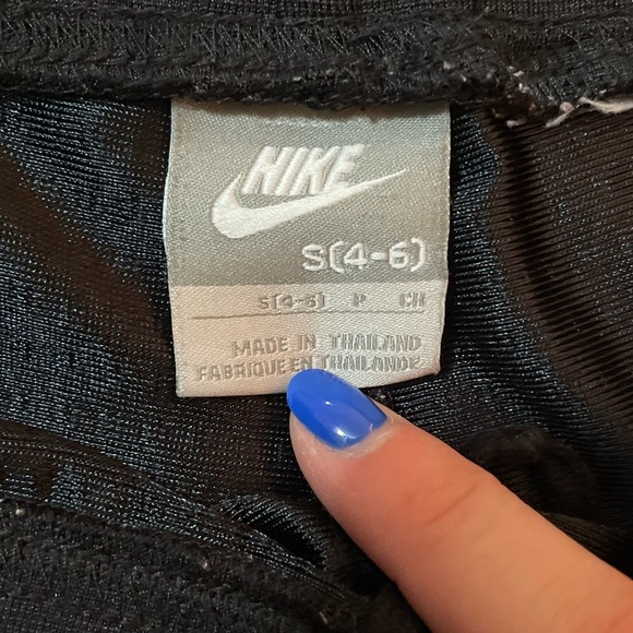 Nike Athletic Shorts Size S - Picture 4 of 5